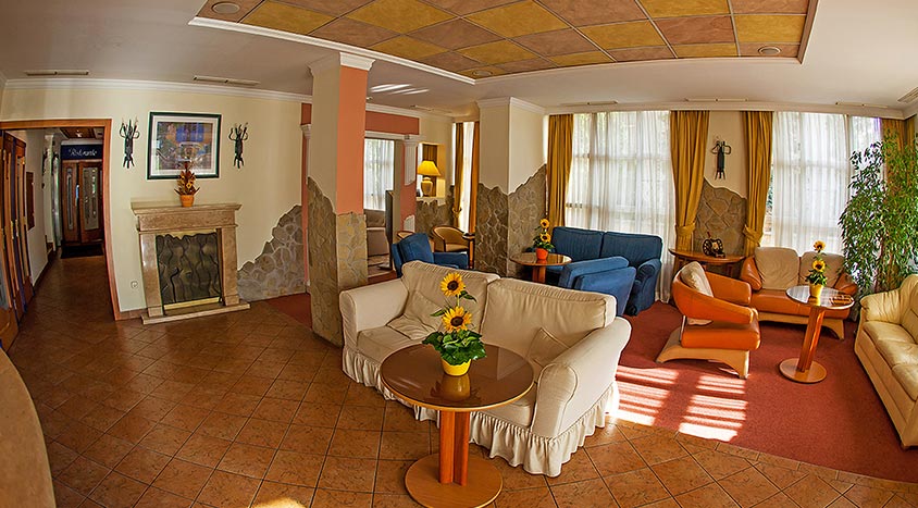 Lobby Hotel Mediterran