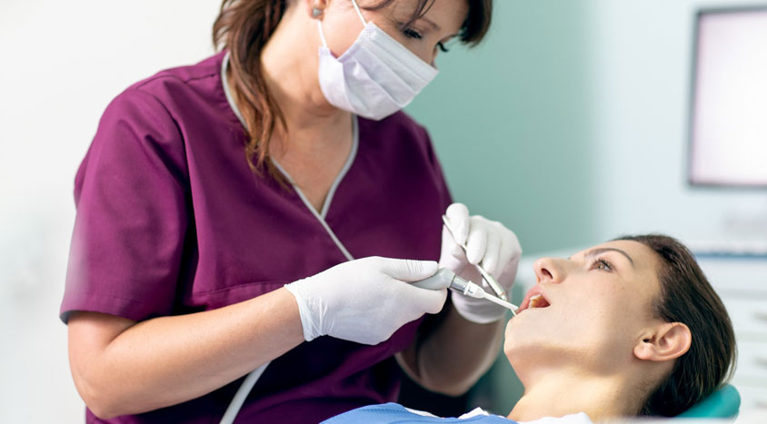 Zahnexperte in Stuttgart Behandlung